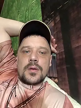 Snapshot of DanielOhCool chatting on 03/12/25, 02:23 DanielOhCool online show from 03/12/25, 02:23