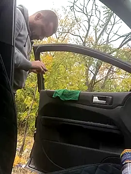 Snapshot of DanielOhCool chatting on 10/08/25, 11:52 DanielOhCool online show from 10/08/25, 11:52