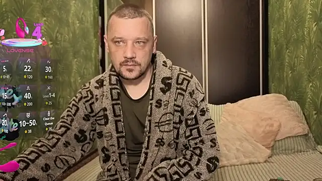 Snapshot of DanielOhCool chatting on 11/03/25, 06:25 DanielOhCool online show from 11/03/25, 06:25