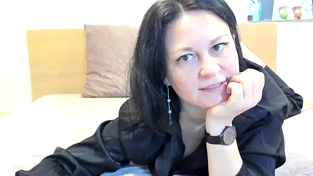 Snapshot of BritttanyBrix chatting on 03/15/26, 11:27 BritttanyBrix online show from 03/15/26, 11:27