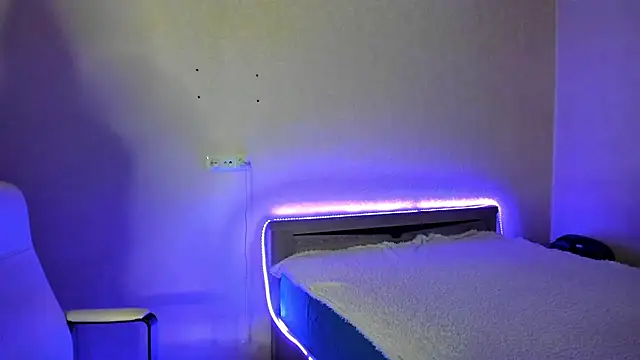 pika pika1 online show from 12/21/25, 11:28