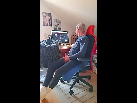 Snapshot of BerndisCam chatting on 01/12/26, 11:59 BerndisCam online show from 01/12/26, 11:59