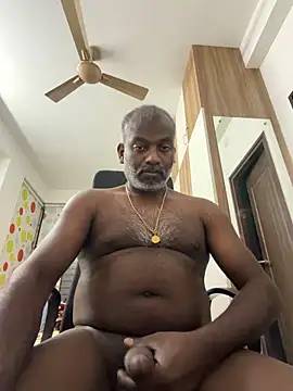 Snapshot of strongguyindia chatting on 03/13/26, 08:15 strongguyindia online show from 03/13/26, 08:15