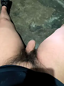 Snapshot of dickbastienweed chatting on 11/24/25, 12:43 dickbastienweed online show from 11/24/25, 12:43