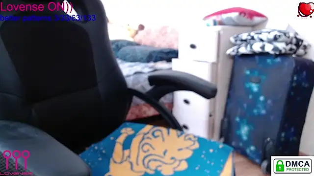 sweet cute cat online show from 03/08/25, 08:33