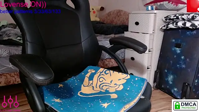 sweet cute cat online show from 03/11/25, 04:51