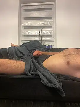 Snapshot of bestofsex99 chatting on 03/13/26, 11:33 bestofsex99 online show from 03/13/26, 11:33