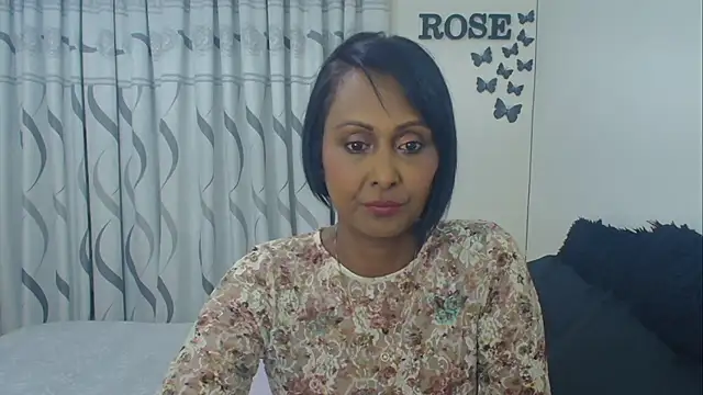 Snapshot of Ms_Rosexxx chatting on 08/08/26, 06:10 Ms Rosexxx online show from 08/08/26, 06:10