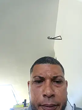 tropikboy online show from 11/22/25, 12:15