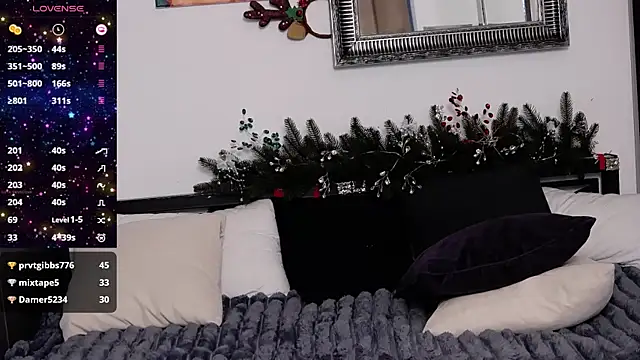 Ashley Ross  online show from 01/27/25, 03:07