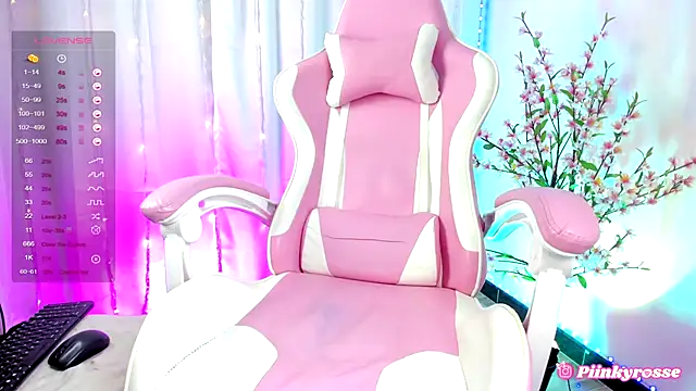 rosseblondee online show from 03/09/25, 07:56