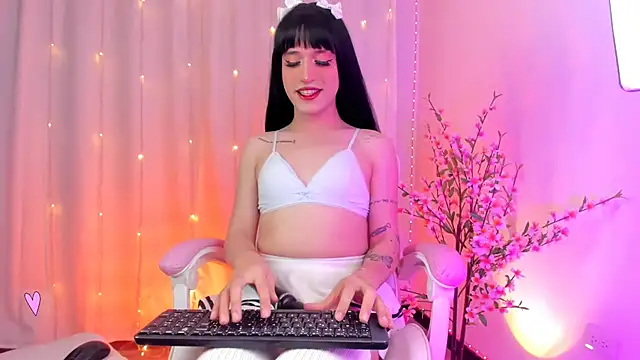 rosseblondee online show from 09/26/25, 09:08