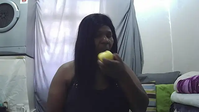 Delicioussexy online show from 04/18/26, 08:40
