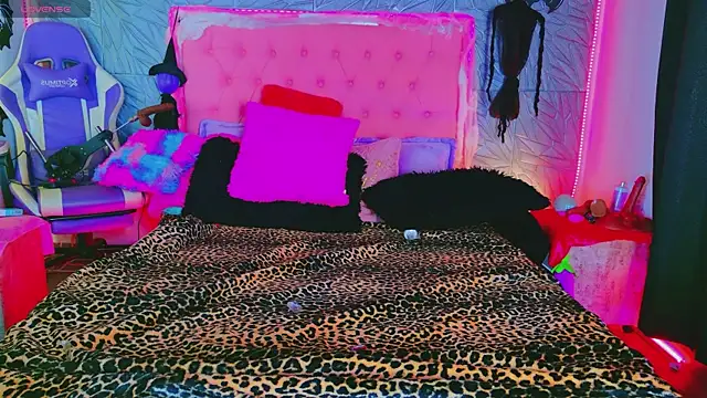 macasweet online show from 10/22/25, 09:20