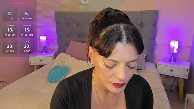  Abril W online show from 02/07/25, 12:09