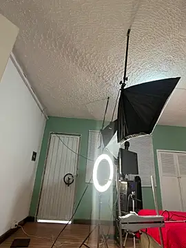 valerie lya online show from 02/20/26, 12:49