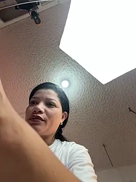 valerie lya online show from 05/10/26, 01:16