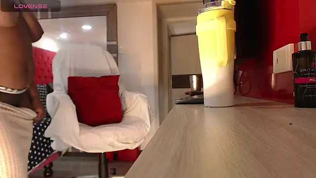 TamyJhonson online show from 03/07/25, 12:45