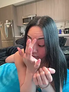 Snapshot of babymalaya chatting on 03/15/25, 04:32 babymalaya online show from 03/15/25, 04:32