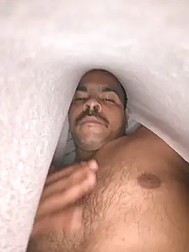 Snapshot of Vickyrajput009 chatting on 09/15/25, 04:01 Vickyrajput009 online show from 09/15/25, 04:01