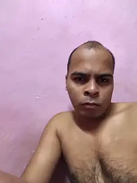 Snapshot of Vickyrajput009 chatting on 11/20/25, 09:42 Vickyrajput009 online show from 11/20/25, 09:42