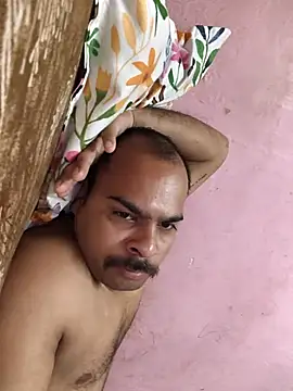 Snapshot of Vickyrajput009 chatting on 01/13/26, 11:48 Vickyrajput009 online show from 01/13/26, 11:48