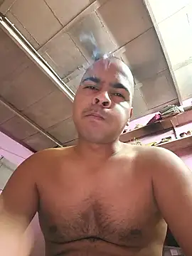 Snapshot of Vickyrajput009 chatting on 01/19/26, 02:15 Vickyrajput009 online show from 01/19/26, 02:15