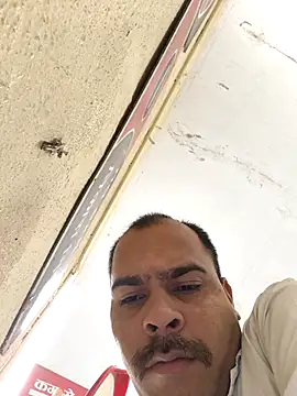 Snapshot of Vickyrajput009 chatting on 03/27/26, 04:51 Vickyrajput009 online show from 03/27/26, 04:51