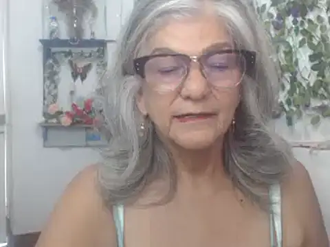 FunnyGrandma online show from 12/28/24, 07:33