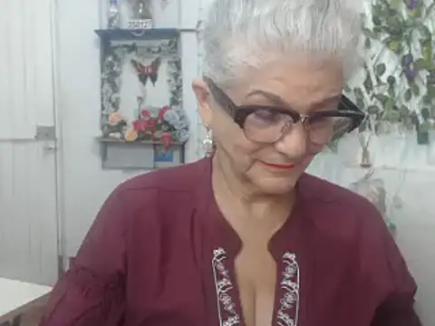FunnyGrandma online show from 01/19/25, 01:43
