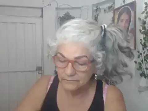 FunnyGrandma online show from 09/09/25, 12:54