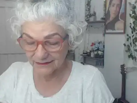FunnyGrandma online show from 09/10/25, 01:27