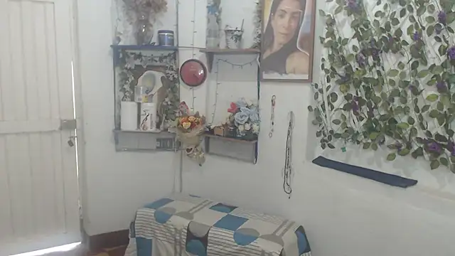 Snapshot of FunnyGrandma chatting on 03/12/26, 06:14 FunnyGrandma online show from 03/12/26, 06:14