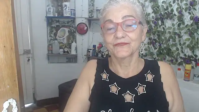 Snapshot of FunnyGrandma chatting on 05/03/26, 10:16 FunnyGrandma online show from 05/03/26, 10:16