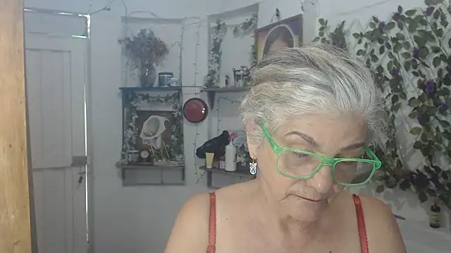 Snapshot of FunnyGrandma chatting on 07/18/26, 08:23 FunnyGrandma online show from 07/18/26, 08:23
