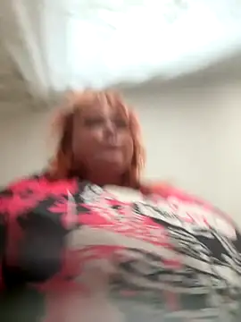 Model9798 online show from 09/19/25, 05:09