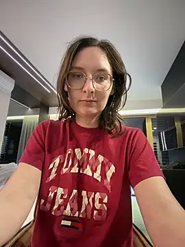 The Snowwhitee online show from 05/03/26, 04:13