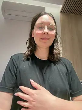 The Snowwhitee online show from 05/09/26, 02:55