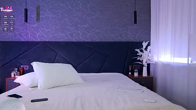 Angelees  online show from 10/12/25, 02:32