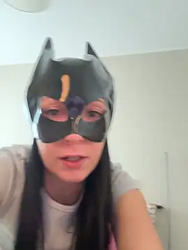 Snapshot of CallMeAngelica chatting on 11/11/25, 10:04 CallMeAngelica online show from 11/11/25, 10:04