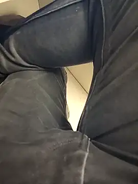 Snapshot of coolrocky346 chatting on 02/12/25, 10:56 coolrocky346 online show from 02/12/25, 10:56