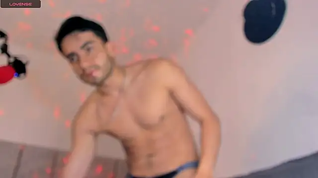 Snapshot of aydan_hw chatting on 03/11/25, 07:47 aydan hw online show from 03/11/25, 07:47