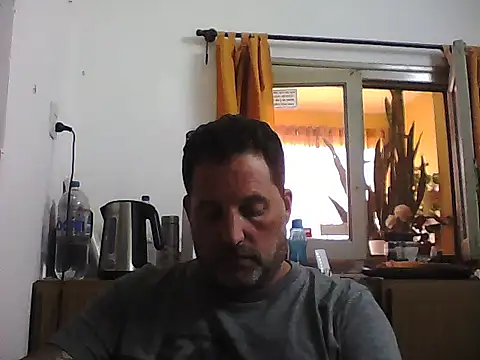 Snapshot of Reload_033 chatting on 04/15/26, 07:32 Reload 033 online show from 04/15/26, 07:32