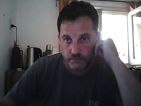 Snapshot of Reload_033 chatting on 04/16/26, 06:52 Reload 033 online show from 04/16/26, 06:52