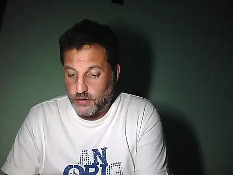 Snapshot of Reload_033 chatting on 04/26/26, 03:48 Reload 033 online show from 04/26/26, 03:48