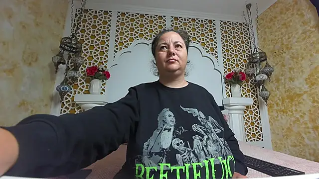 AleshaArabian online show from 10/31/25, 05:08