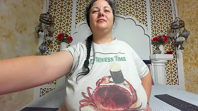 AleshaArabian online show from 12/02/25, 05:02