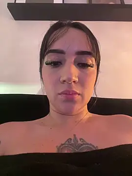 EmmyEvans1 online show from 02/02/26, 08:18