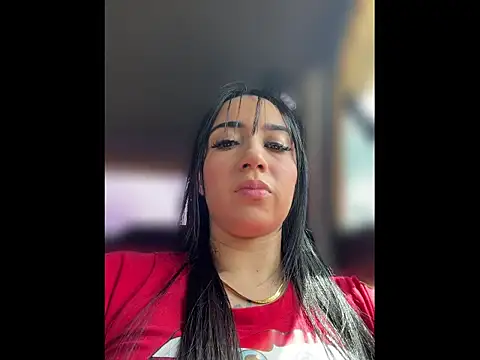 EmmyEvans1 online show from 06/14/26, 06:10