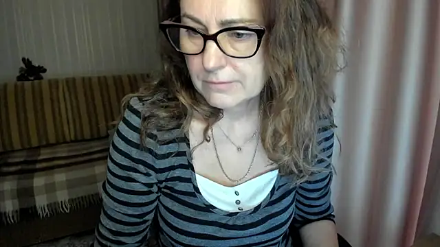 lauraoven online show from 01/17/26, 08:41